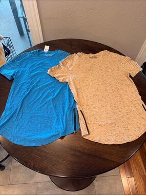 Short Sleeve Heathered Tee - Beige and Blue